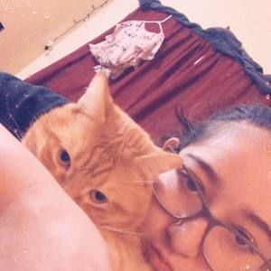 Meet your Posher, Selena